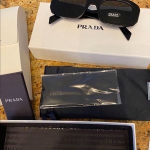 New !!! Prada sunglasses